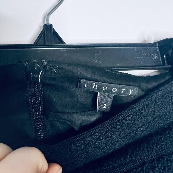 THEORY Black Textured Braswell Leira Skirt Size 2 - Picture 7 of 10